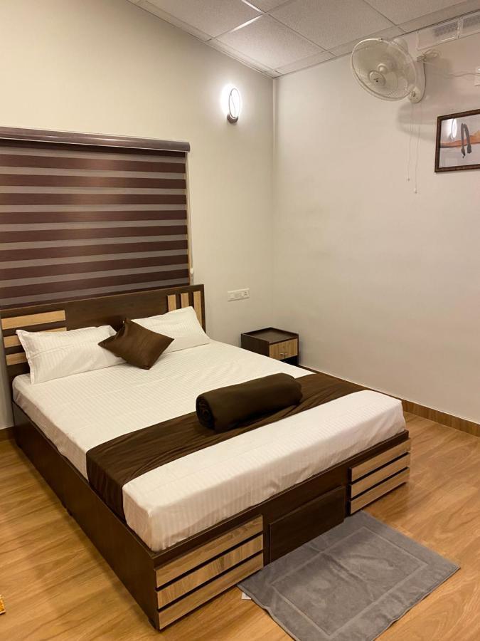 Partho Home Stay Padinjarathara Extérieur photo